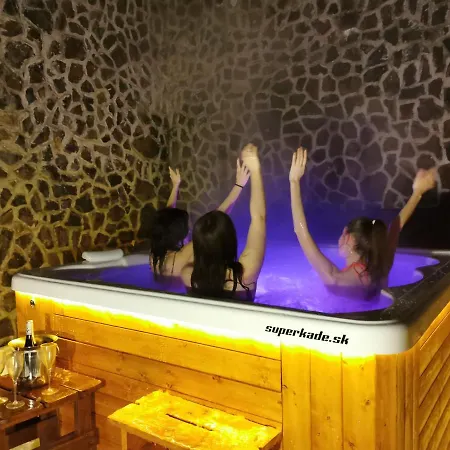 Fatrapark 1 S Wellnessom Hrabovska Dolina 鲁容贝罗克